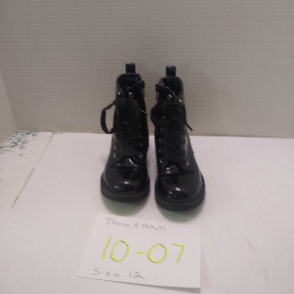 Thereabouts Girls Inflow Combat Boots, Shiny Black Leather, Block Heel, Size 12 - Picture 1 of 7